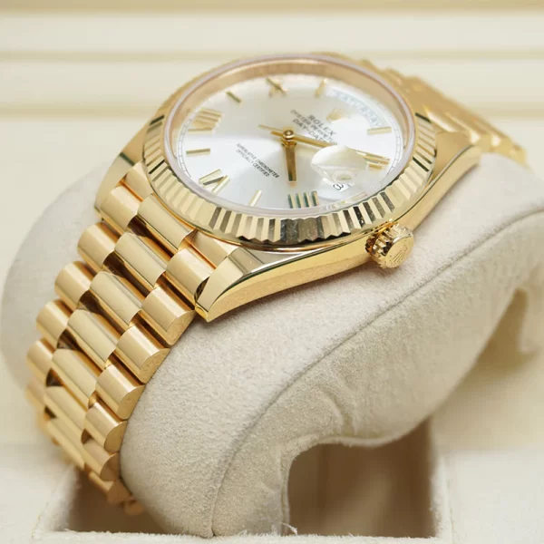 Superclone Rolex Day-Date 40 mm Silver Dial 228238
